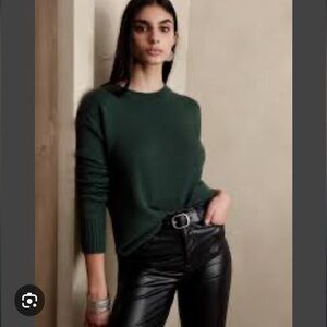 Banana Republic Essential Sweater Forrest Green - Size XS